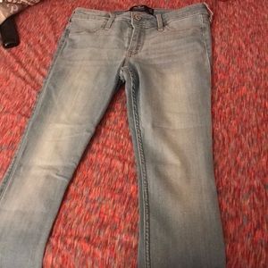Hollister Jeans are low rise